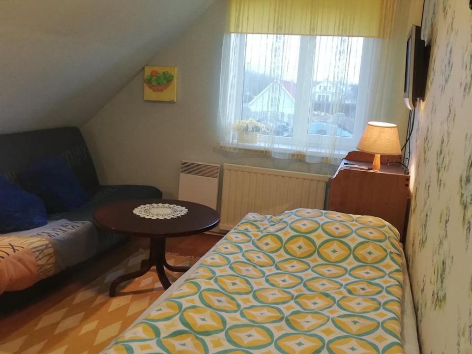 Kullerkupu Hostel Курессааре Экстерьер фото