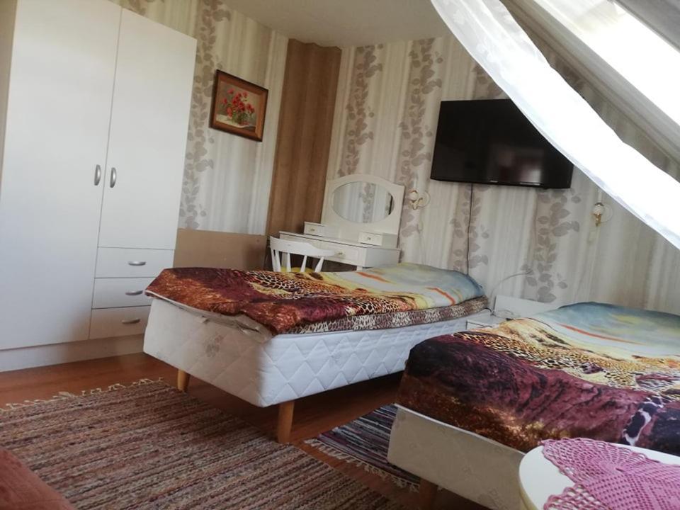 Kullerkupu Hostel Курессааре Экстерьер фото